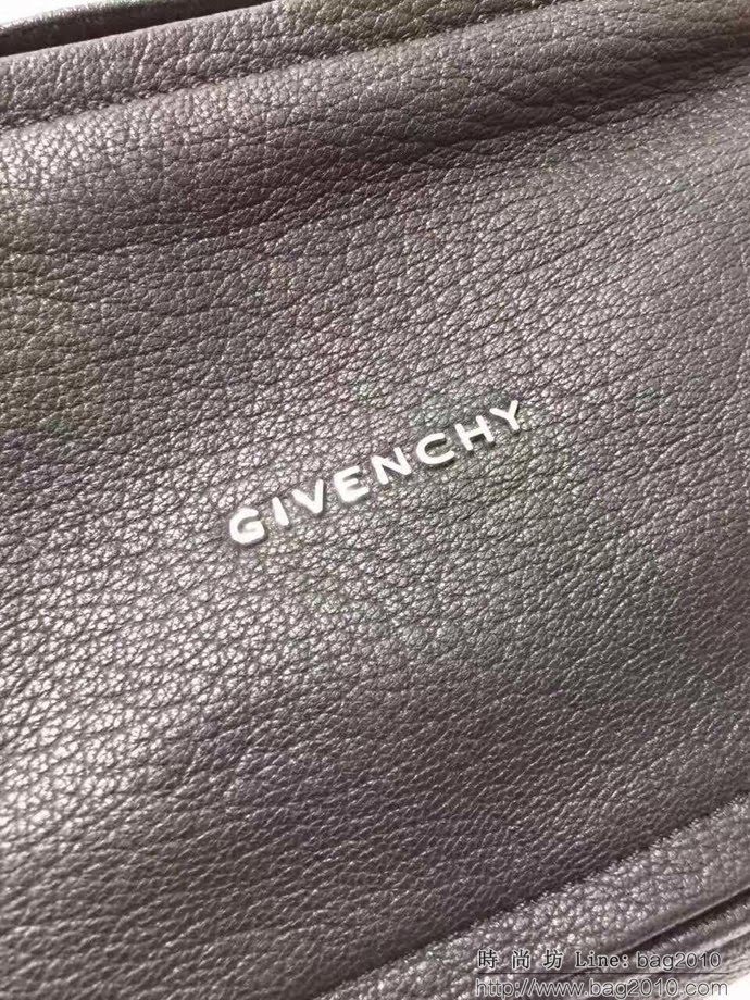 GlVENCHY紀梵希 專櫃同步 新款 Pandora潘多拉盒子 進口山羊皮 斜背包 潮人必備  tsg1117